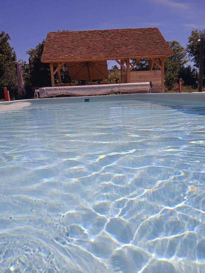 Bed and Breakfast L'Amalgam' Ainay-le-Vieil Exterior foto